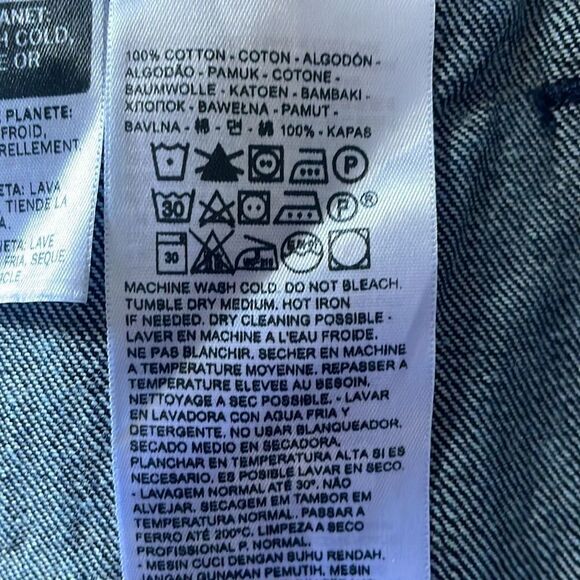 Levi’s Trucker Denim Jacket size Medium new. - Picture 6 of 11